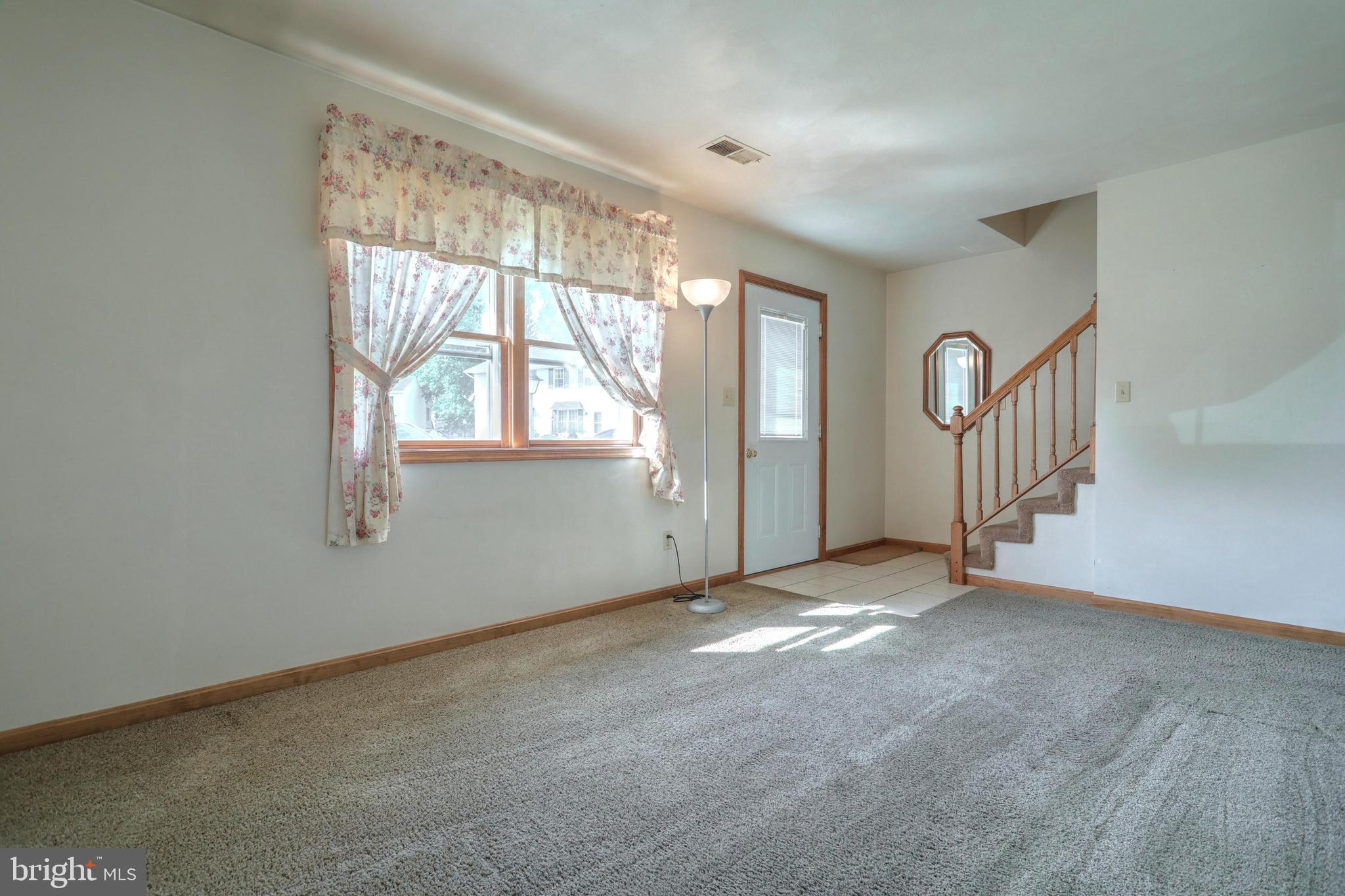 11 Stuart Circle Hanover, PA 17331 - Photo 2 of 20 Gallery Image 2