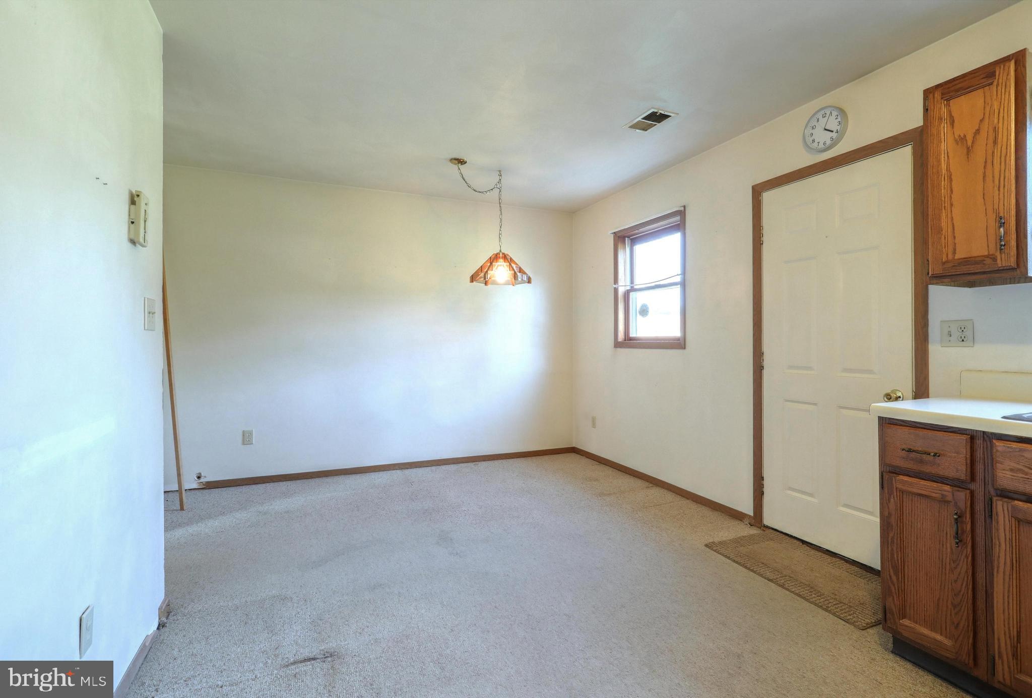 11 Stuart Circle Hanover, PA 17331 - Photo 7 of 20 Gallery Image 7