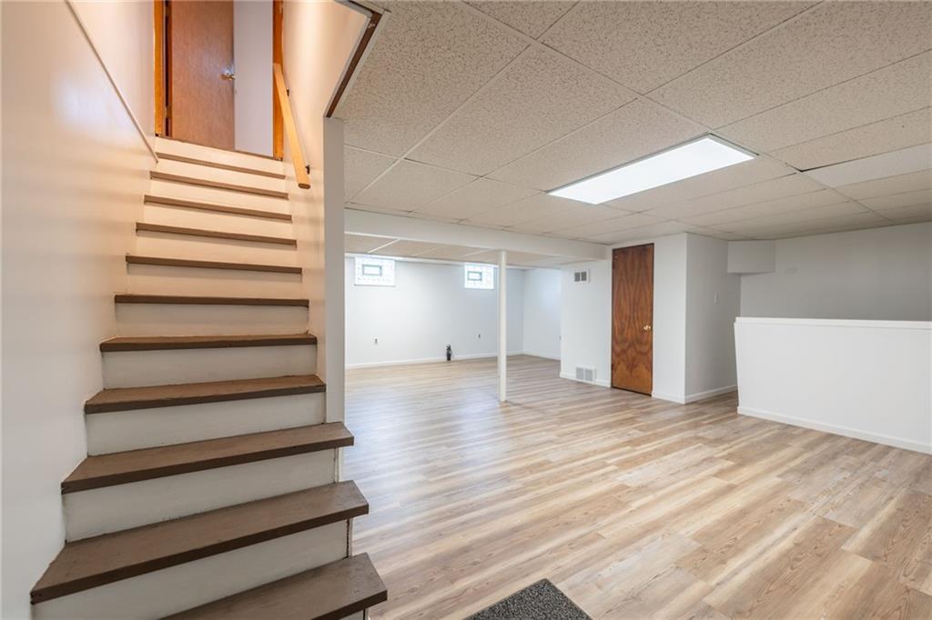 601 Hillcrest Avenue McKees Rocks, PA 15136 - Photo 24 of 32 a view of entryway with wooden floor