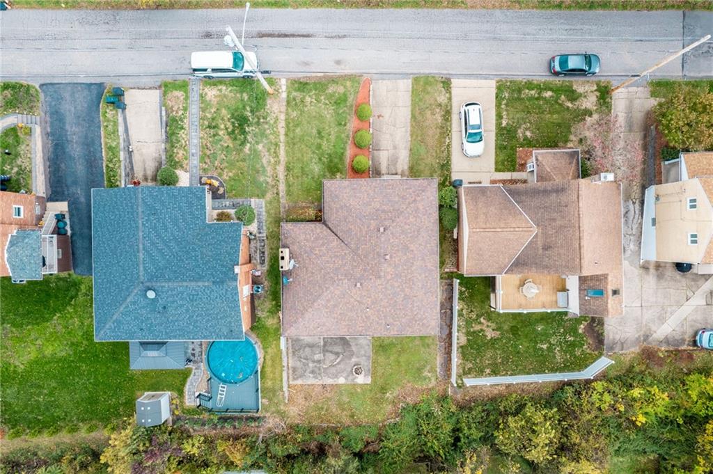 601 Hillcrest Avenue McKees Rocks, PA 15136 - Photo 32 of 32 an aerial view of residential houses with outdoor space and street view