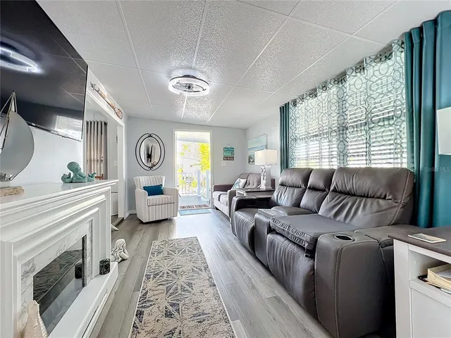 $129,900 | 3300 26th Avenue East, Unit 37, Bradenton, FL 34208