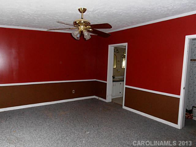 5504 Lewis Road Gastonia, NC 28052 - Photo 2 of 16 Gallery Image 2