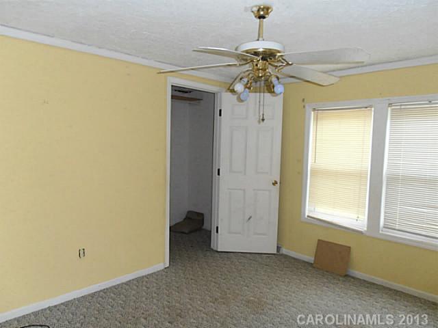 5504 Lewis Road Gastonia, NC 28052 - Photo 7 of 16 Gallery Image 7