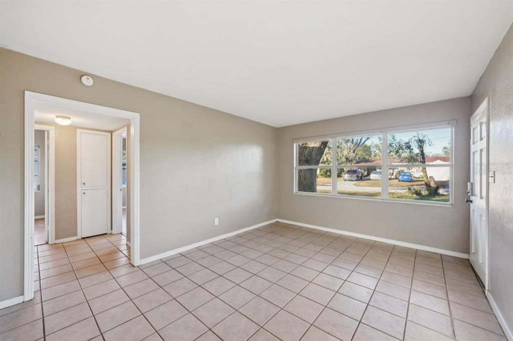 603 Oak Ridge Drive Brandon, FL 33510 - Photo 6 of 23