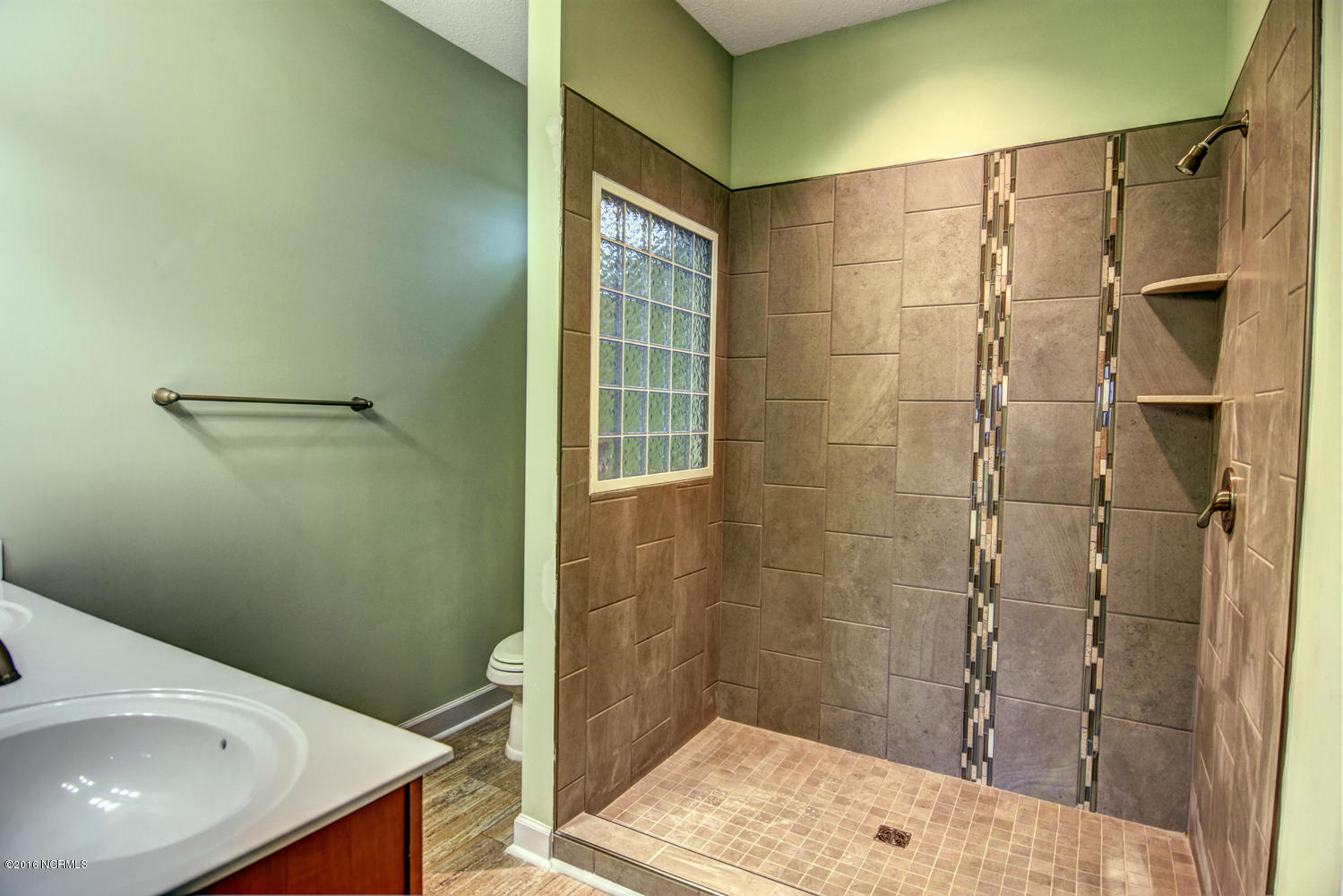 110 Shell Rock Lane Hubert, NC 28539 - Photo 20 of 31 104 Shell Rock Ln Hubert NC-large-020-31