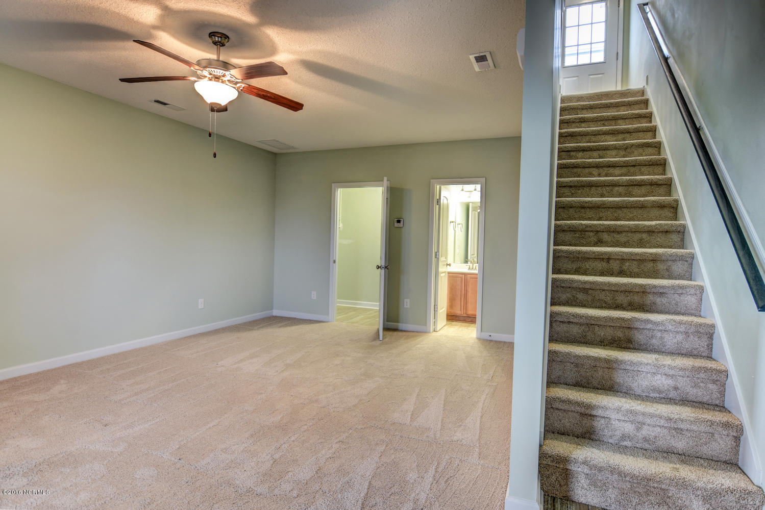 110 Shell Rock Lane Hubert, NC 28539 - Photo 2 of 31 104 Shell Rock Ln Hubert NC-large-002-16