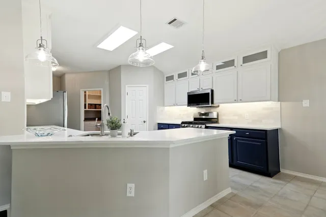 $611,999 | 10733 Quarry Oaks Trail, Austin, TX 78717