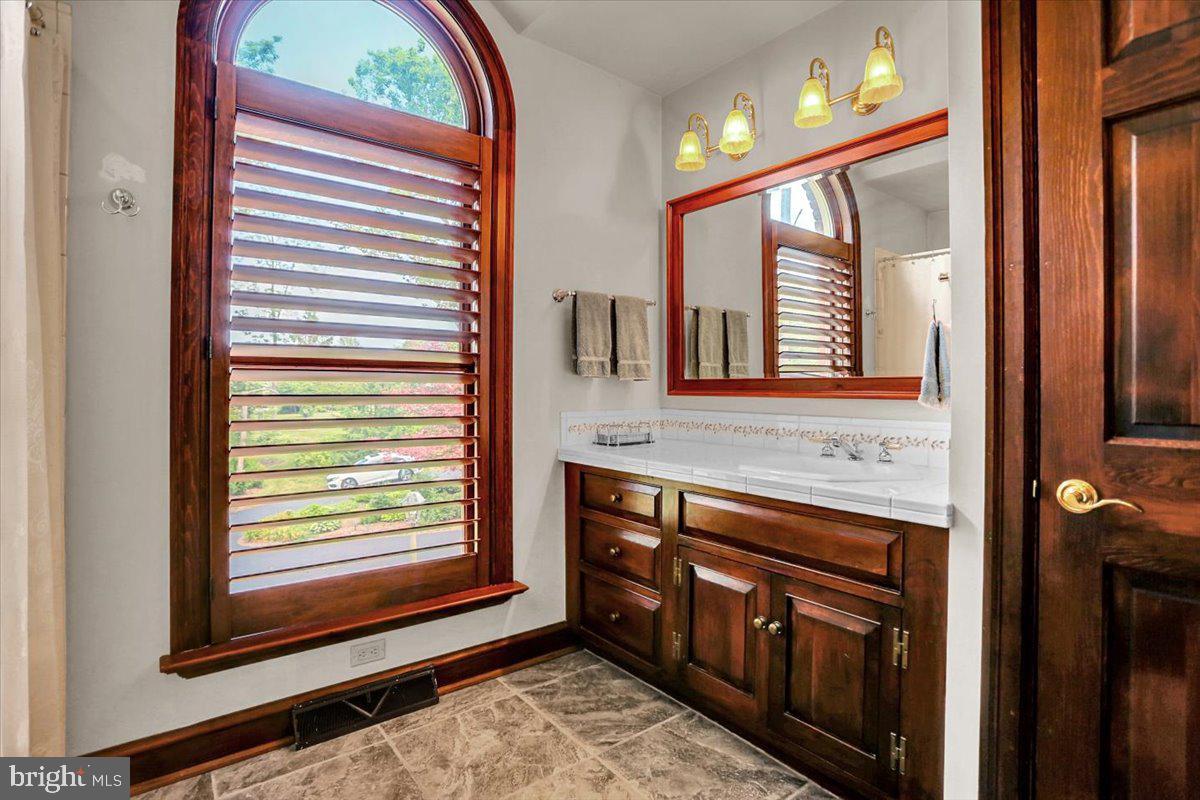 7 East Yellowbreeches Road Carlisle, PA 17015 - Photo 23 of 36 Gallery Image 23