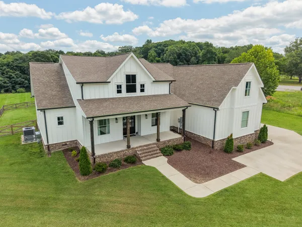 $1,350,000 | 579 Buddy Road, Burns, TN 37029