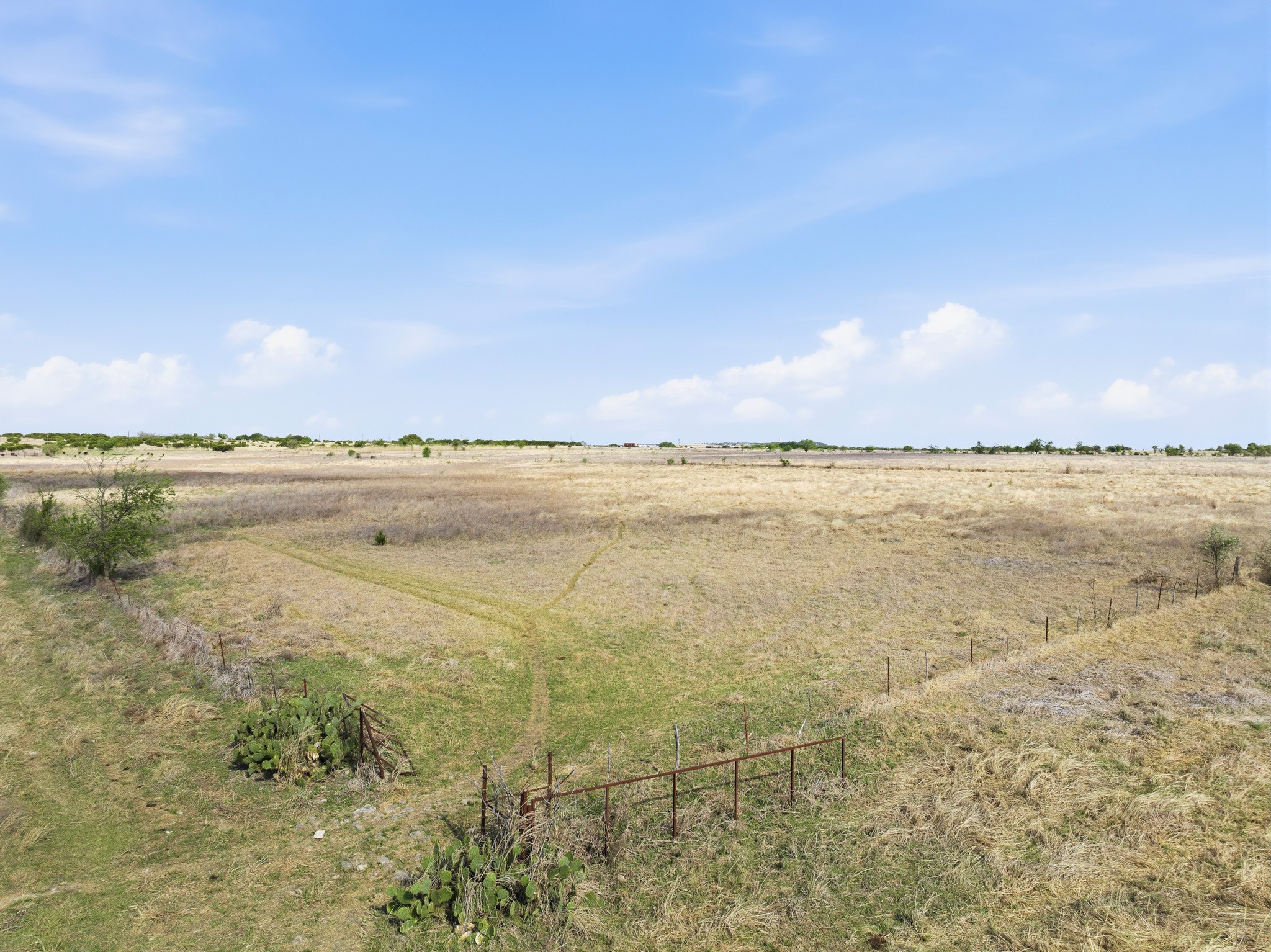 248 Old Osage Road Gatesville, TX 76528 - Photo 20 of 22 a view of an ocean and beach