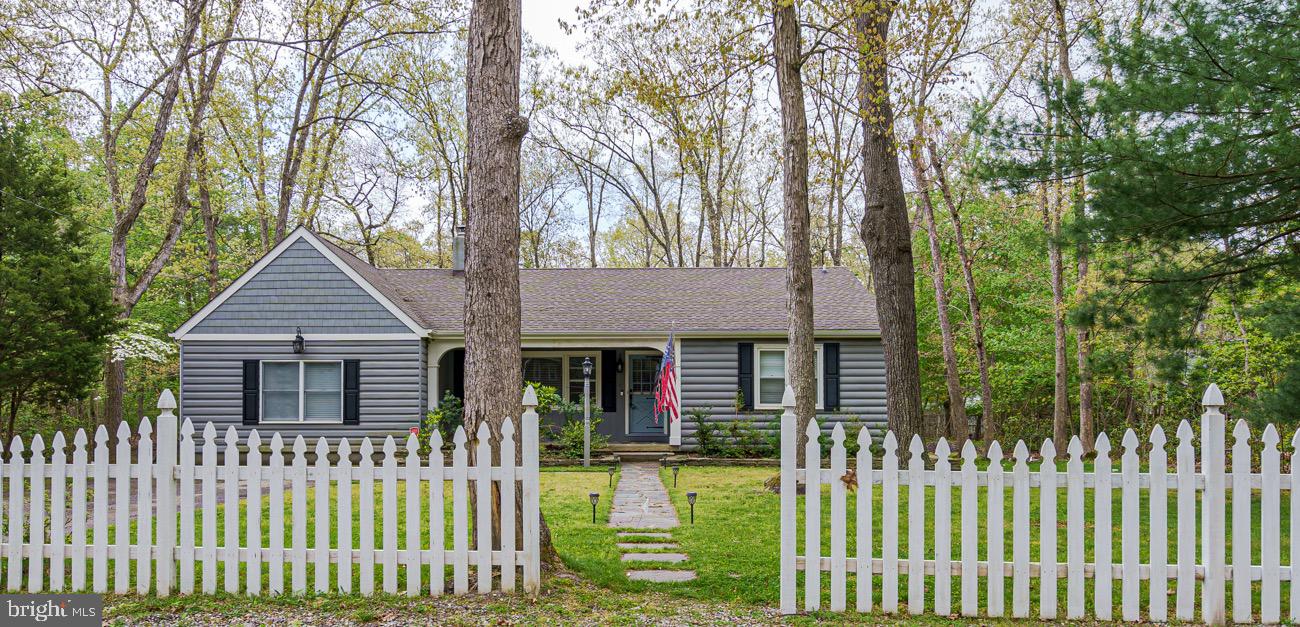 11 Bowker Road Medford, NJ 08055 - Photo 2 of 38