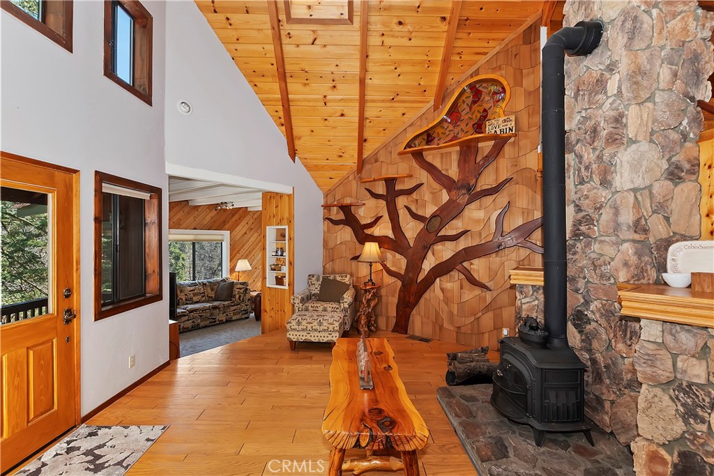 26285 Augusta Drive Lake Arrowhead, CA 92352 - Photo 12 of 47 a view of patio area