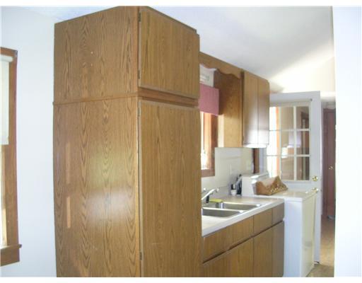 118 Haven Road Windham, ME 04062 - Photo 3 of 12 Kitchen.