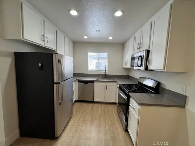 $2,695 | 5401 East Anaheim Road, Unit 102, Long Beach, CA 90815