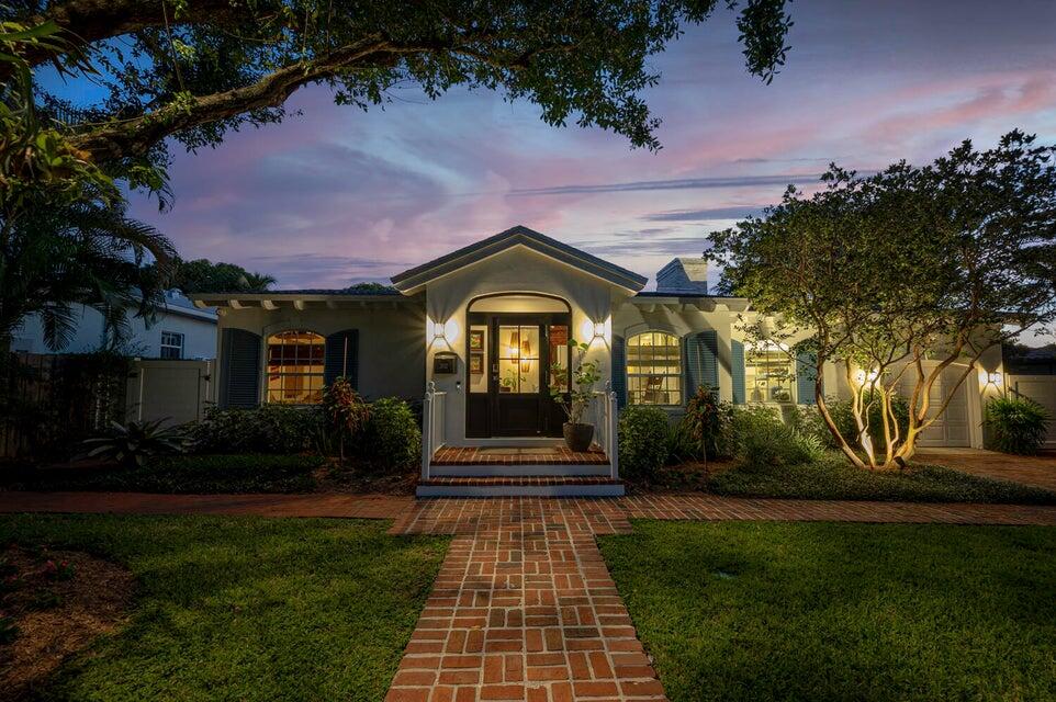 302 Northwest 16th Street Delray Beach, FL 33444 - Photo 1 of 52 Front View