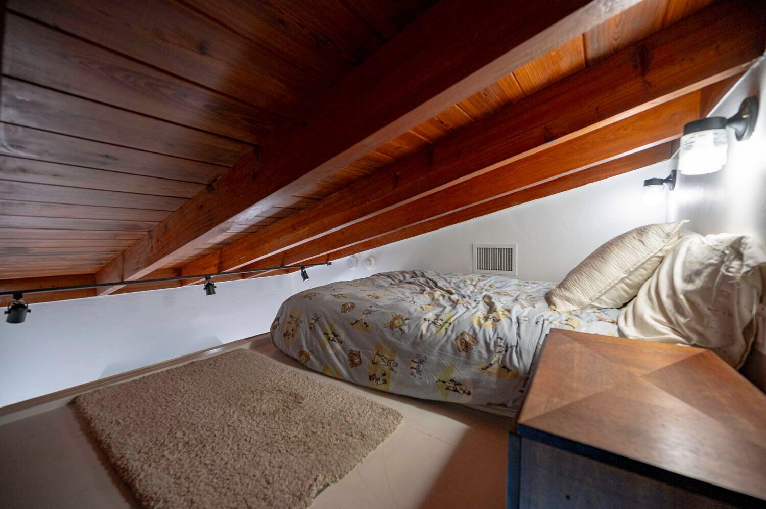 302 Northwest 16th Street Delray Beach, FL 33444 - Photo 39 of 52 Secondary Bedroom Loft