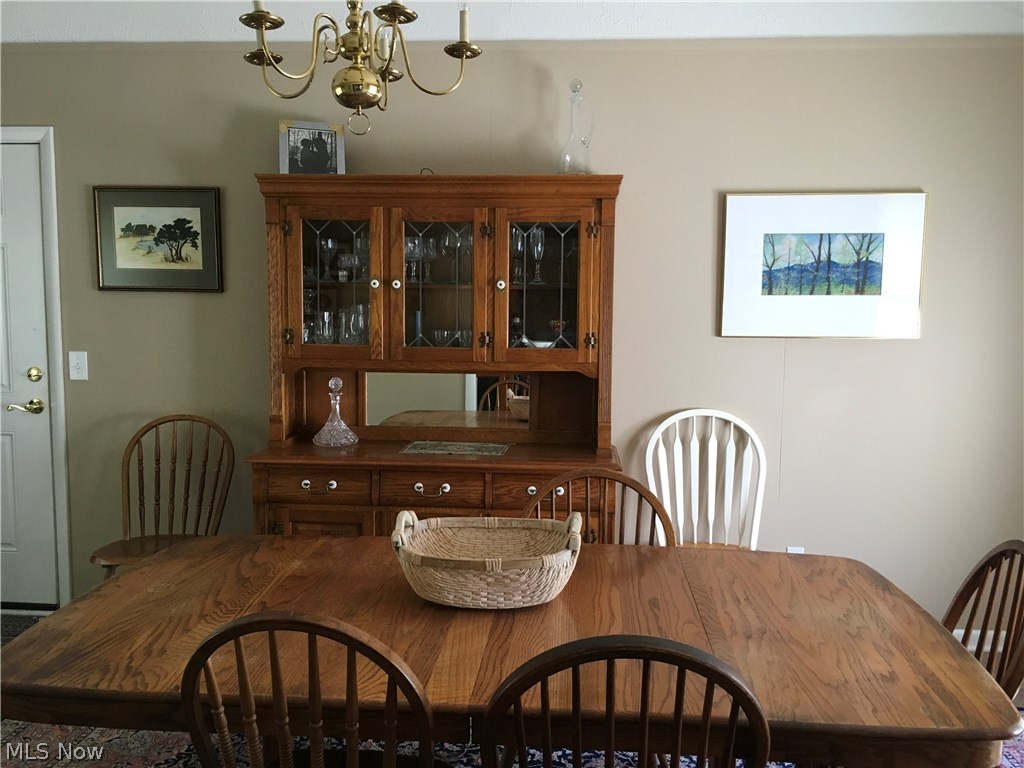 370 Hillside Road Independence, OH 44131 - Photo 4 of 10 Gallery Image 4