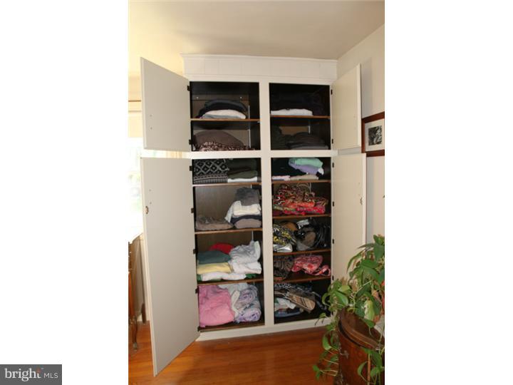 219 East Macada Road Bethlehem, PA 18017 - Photo 12 of 20 Bedroom - Main