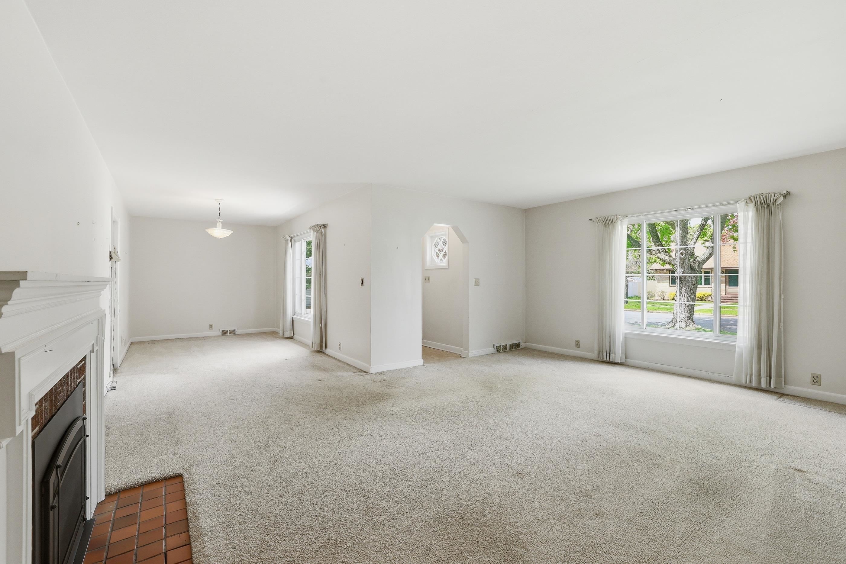 2409 Simonis Street Stevens Point, WI 54481 - Photo 7 of 40
