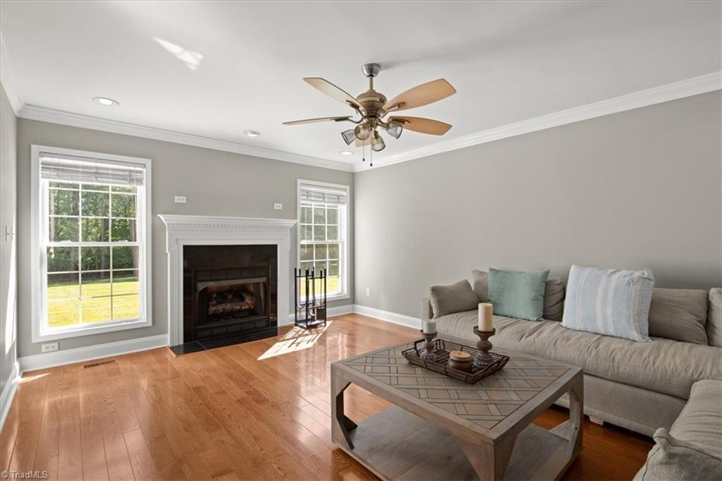 261 Matthews Road Pilot Mountain, NC 27041 - Photo 12 of 35 Gallery Image 12