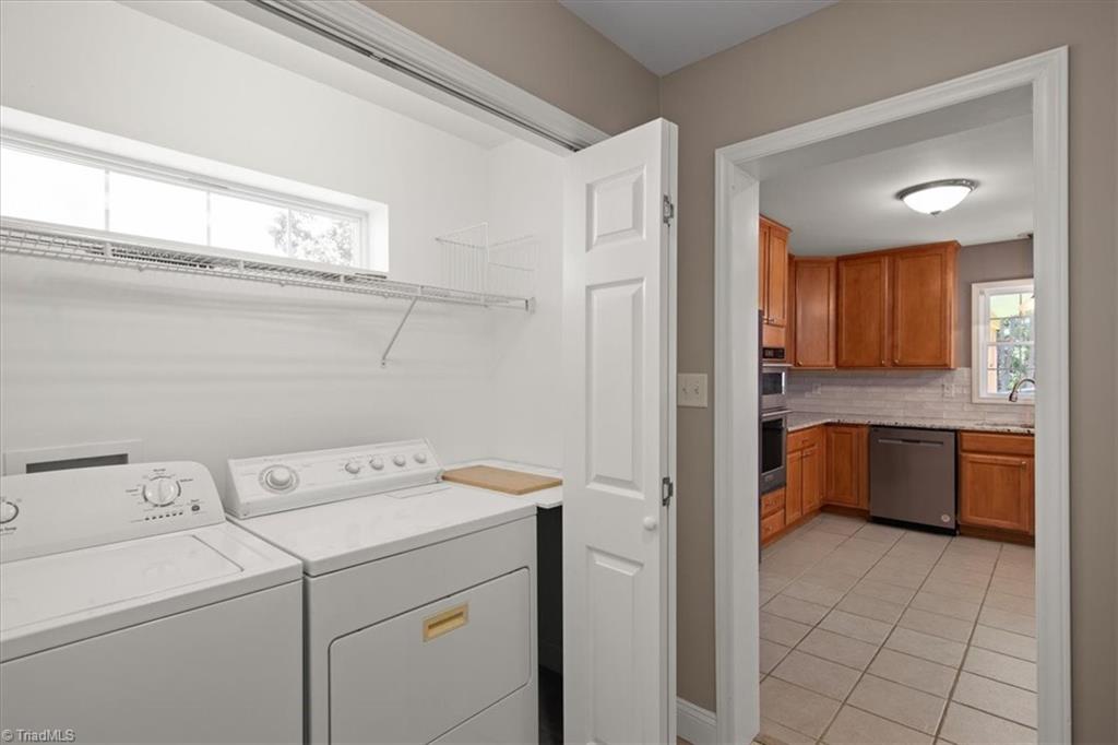261 Matthews Road Pilot Mountain, NC 27041 - Photo 16 of 35 Gallery Image 16