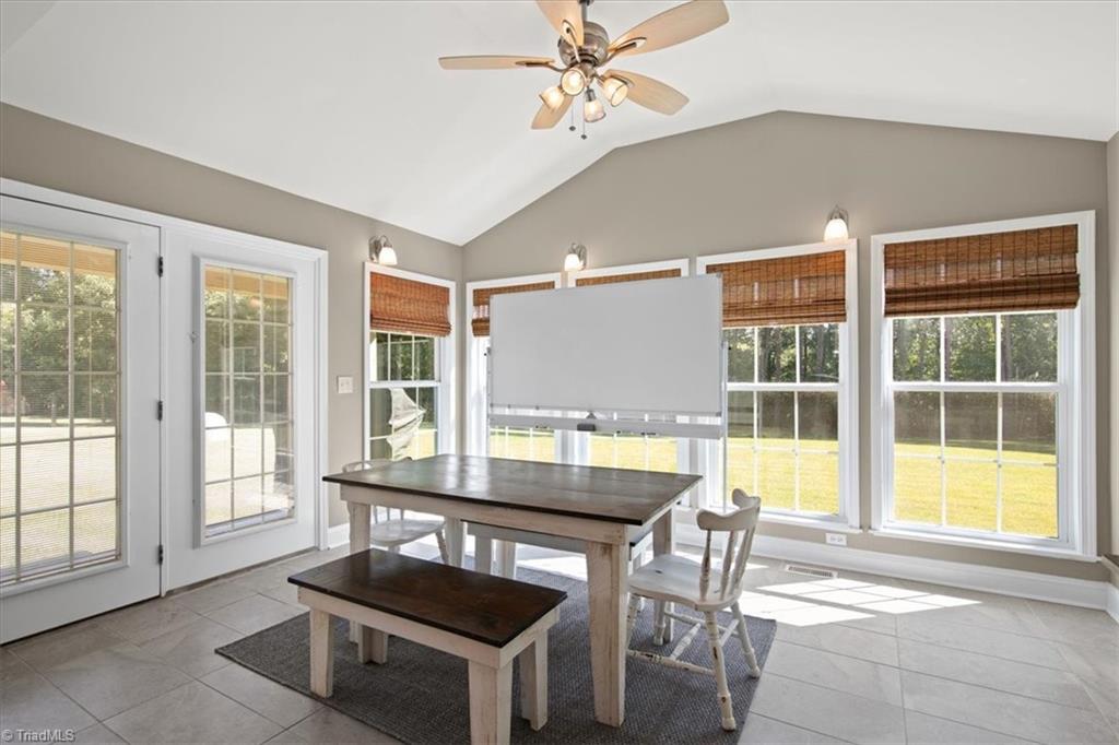 261 Matthews Road Pilot Mountain, NC 27041 - Photo 10 of 35 Gallery Image 10