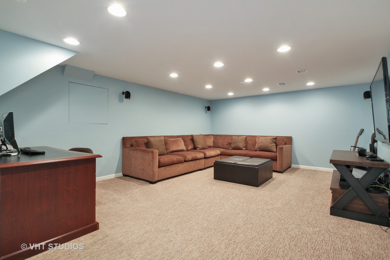 2048 Clover Road Northbrook, IL 60062 - Photo 20 of 28