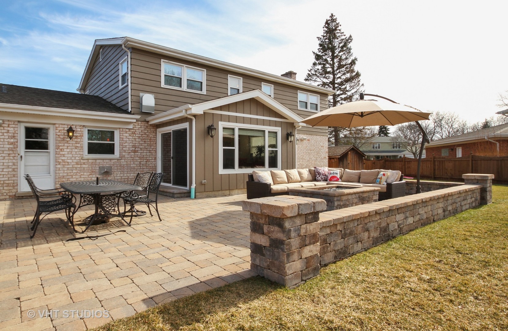 2048 Clover Road Northbrook, IL 60062 - Photo 22 of 28