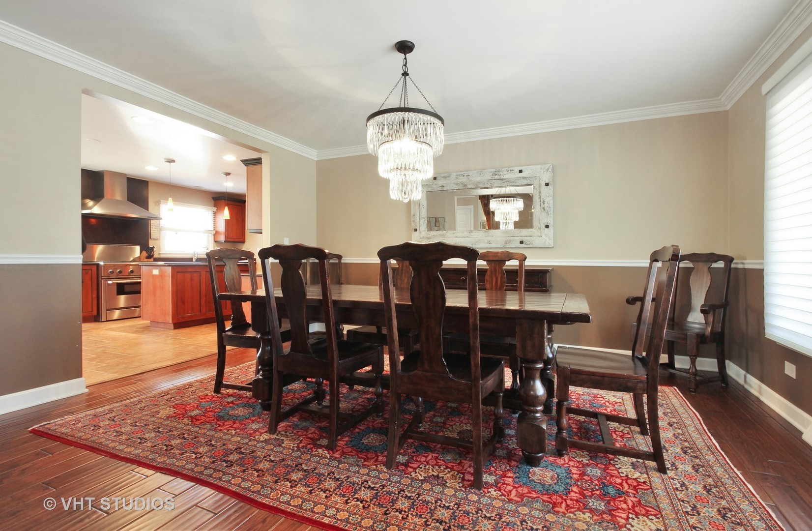 2048 Clover Road Northbrook, IL 60062 - Photo 6 of 28