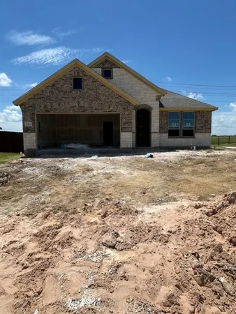 $365,775 | 3401 Helena Street, Gainesville, TX 76240