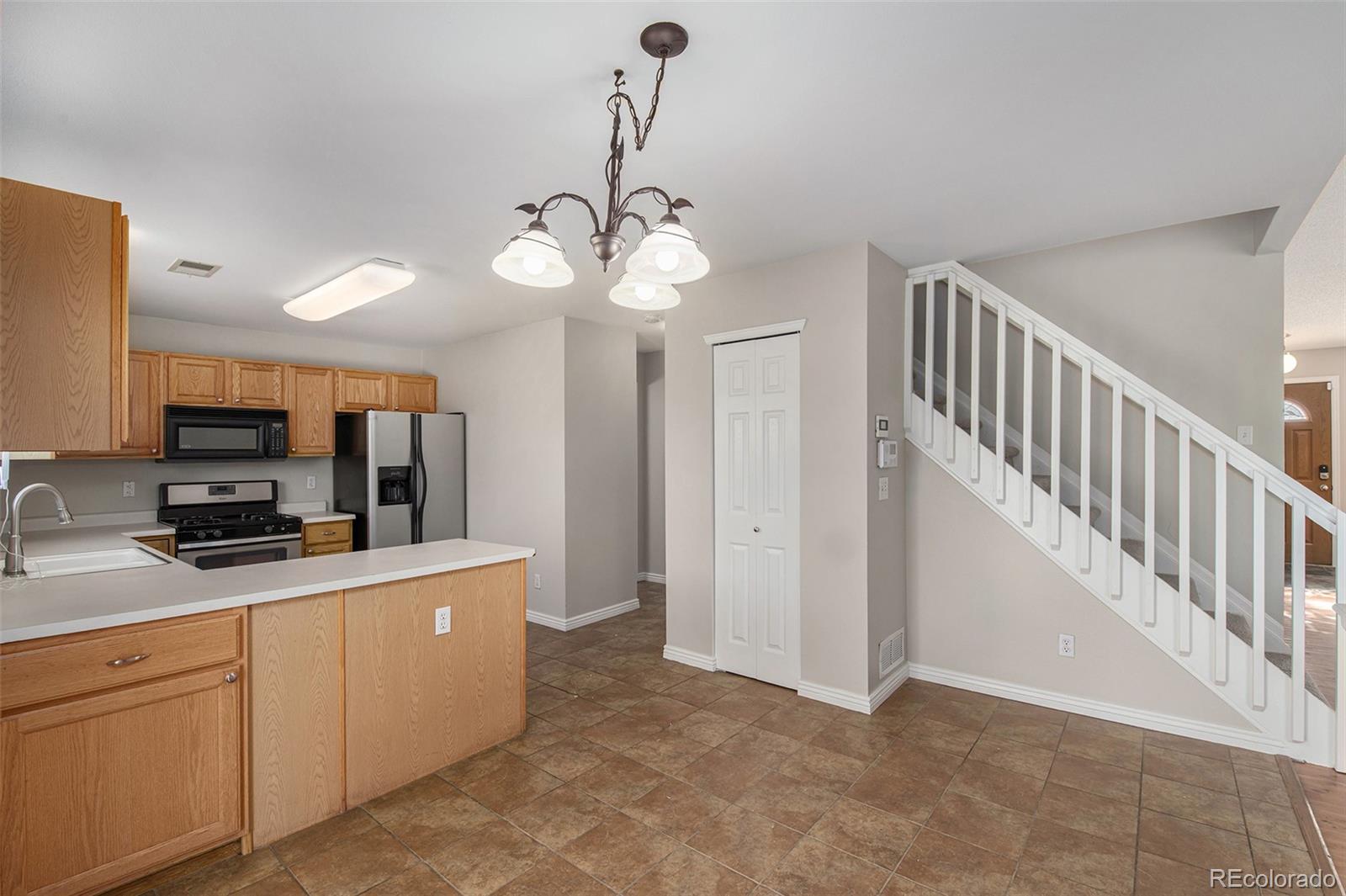 4107 Dunkirk Court Denver, CO 80249 - Photo 4 of 18