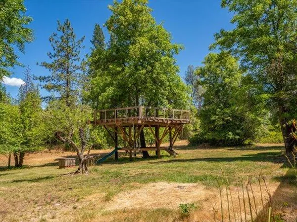 $849,000 | 125 Old Orchard, Weaverville, CA 96093