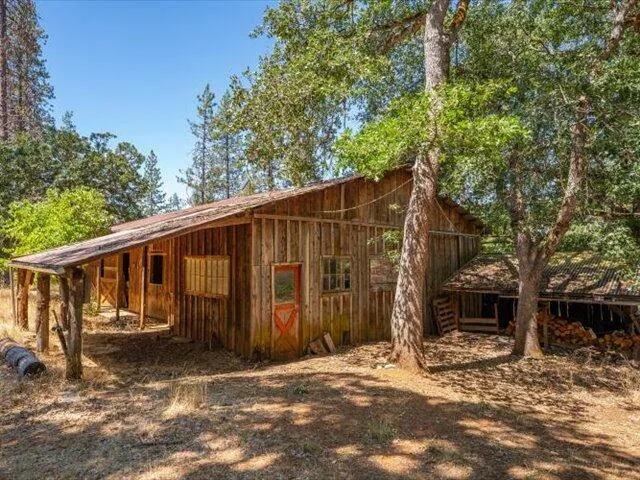$849,000 | 125 Old Orchard, Weaverville, CA 96093