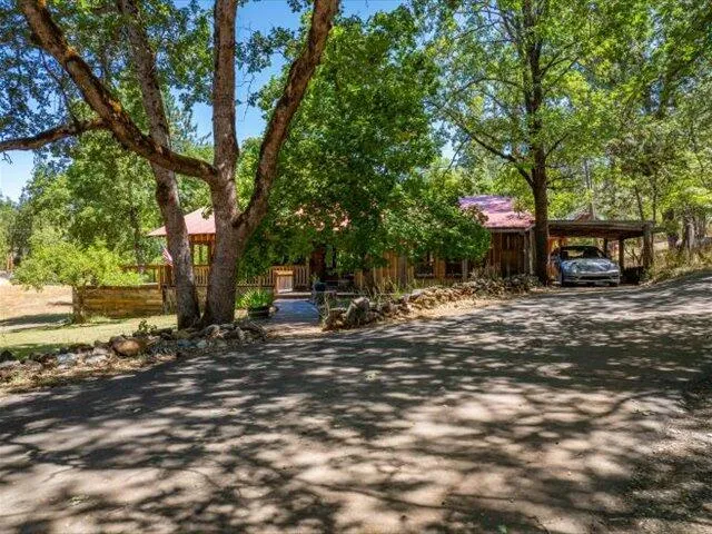 $849,000 | 125 Old Orchard, Weaverville, CA 96093
