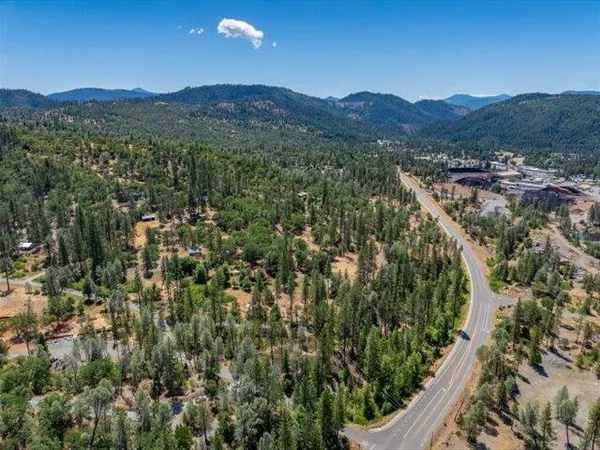 $849,000 | 125 Old Orchard, Weaverville, CA 96093