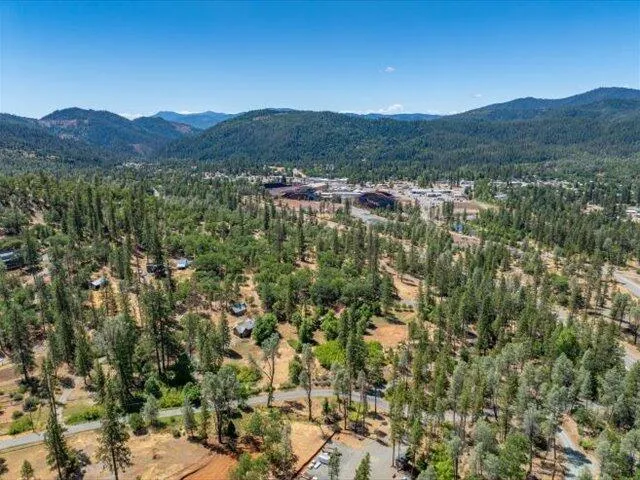 $849,000 | 125 Old Orchard, Weaverville, CA 96093