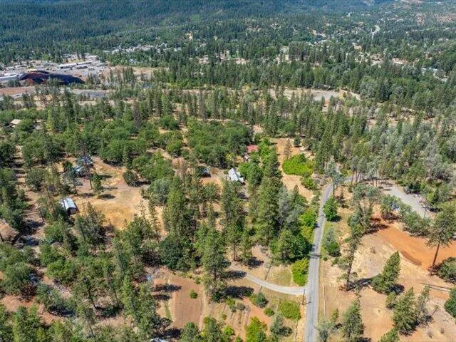 $849,000 | 125 Old Orchard, Weaverville, CA 96093