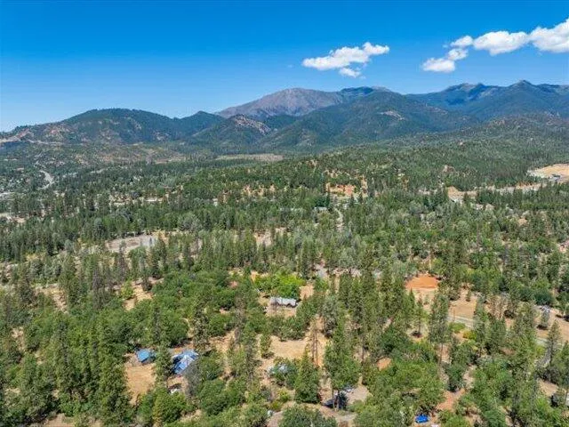 $849,000 | 125 Old Orchard, Weaverville, CA 96093