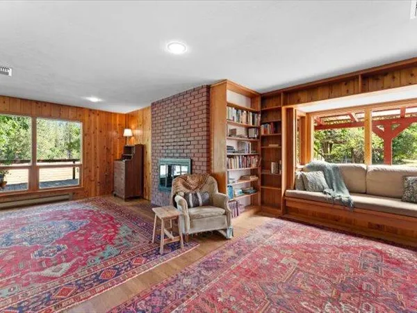 $849,000 | 125 Old Orchard, Weaverville, CA 96093