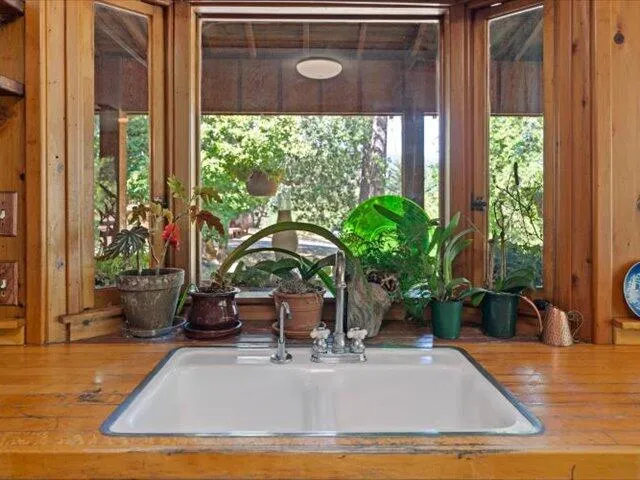 $849,000 | 125 Old Orchard, Weaverville, CA 96093