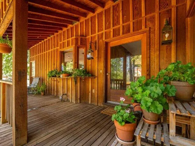 $849,000 | 125 Old Orchard, Weaverville, CA 96093