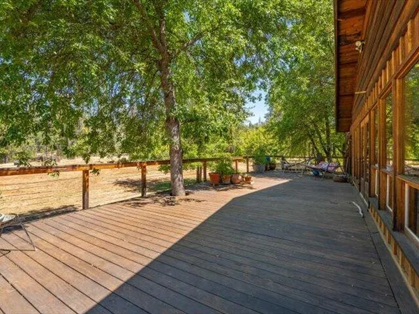 $849,000 | 125 Old Orchard, Weaverville, CA 96093