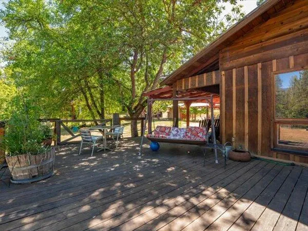 $849,000 | 125 Old Orchard, Weaverville, CA 96093