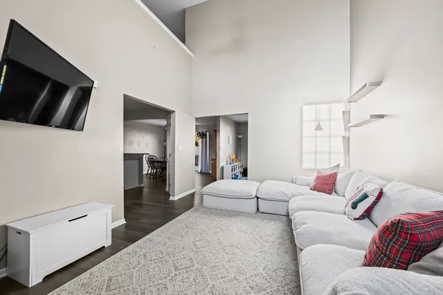 $299,900 | 586 Boulder Drive, Morris, IL 60450