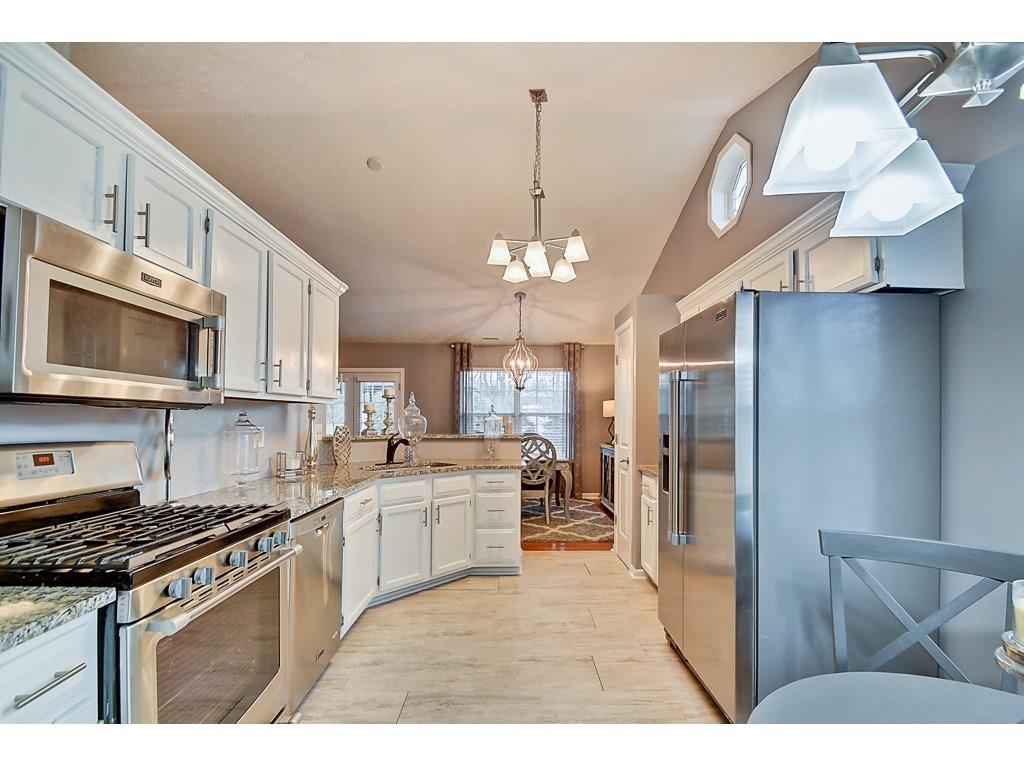 3024 Sable Ridge Lane Greenwood, IN 46142 - Photo 11 of 27 Gallery Image 11