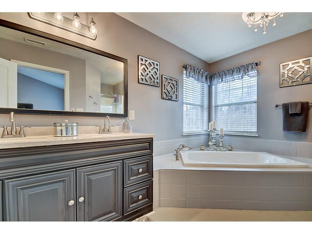 3024 Sable Ridge Lane Greenwood, IN 46142 - Photo 17 of 27 Gallery Image 17