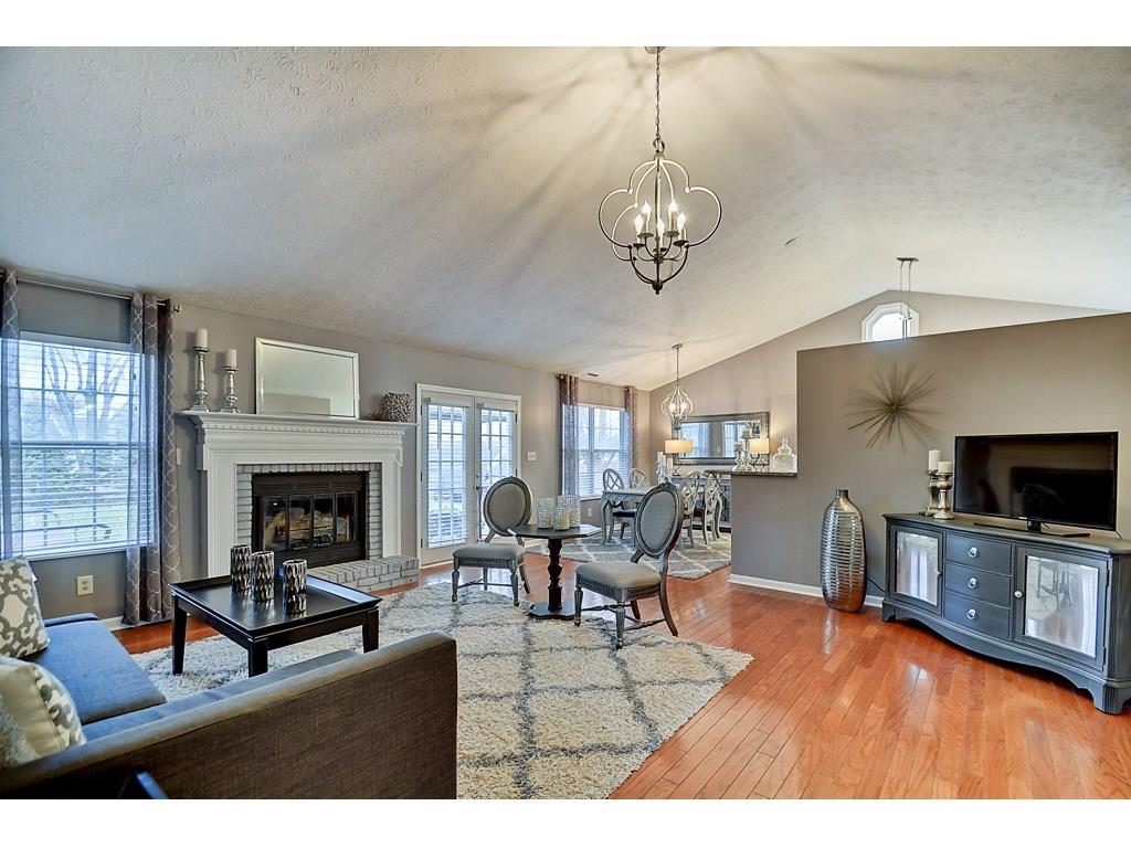 3024 Sable Ridge Lane Greenwood, IN 46142 - Photo 3 of 27 Gallery Image 3