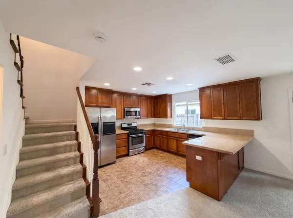 $482,000 | 251 Sugnet Way, Sacramento, CA 95838