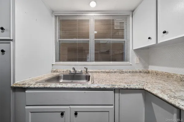 $1,400 | 376 Highway 52, Unit 6, Woodbourne, NY 12788