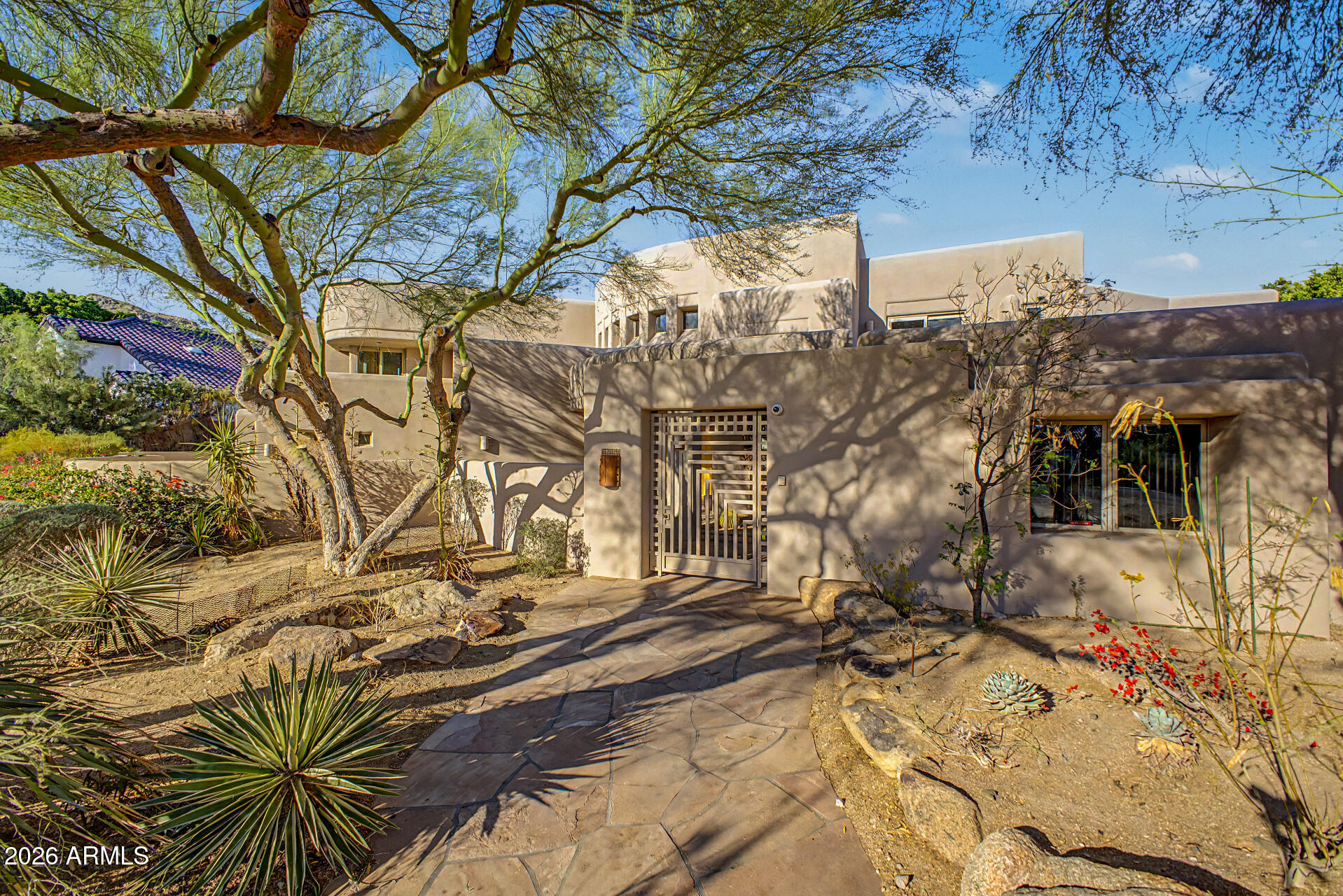 11833 South Montezuma Court Phoenix, AZ 85044 - Photo 10 of 113 10 - Montezuma